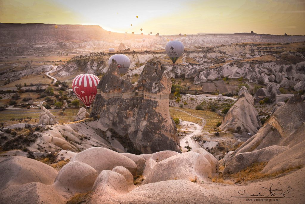 Eines meiner schönsten Erlebnisse in meinem Leben! Die Ballonfahrt in Kappadokien bei Morgengrauen.